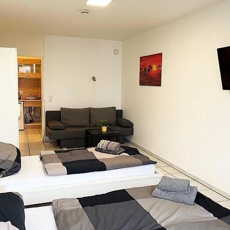 Ferienwohnung Koeln Junkersdorf Экстерьер фото