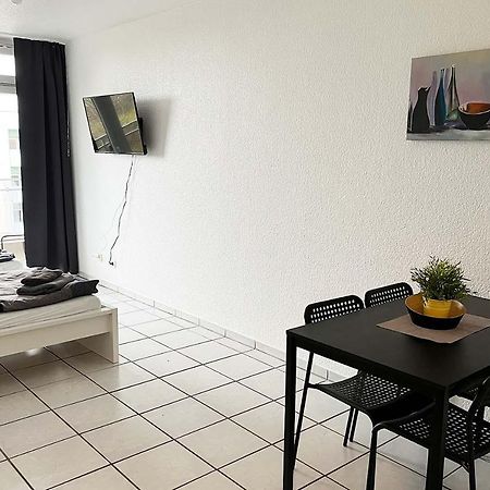Ferienwohnung Koeln Junkersdorf Экстерьер фото